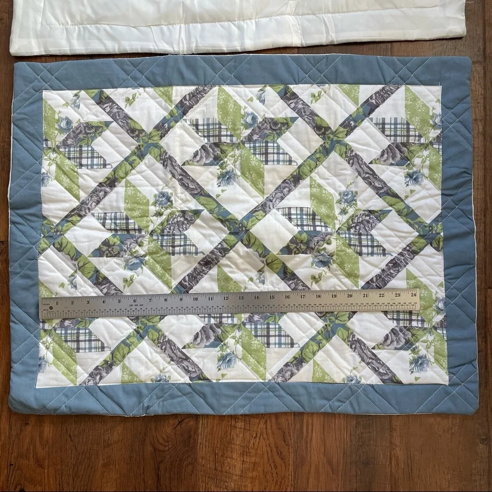 Quilted decorative pillowcases